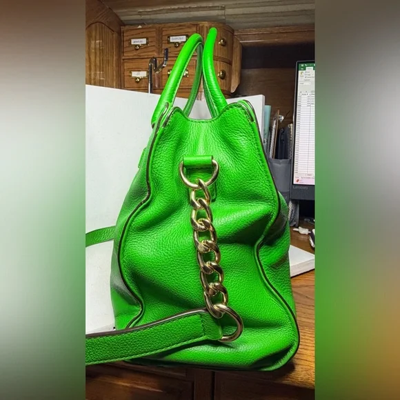 Vintage Michael Kors Hamilton Satchel - Kelly Green - Picture 6 of 8